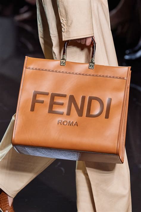 sac fendi femme 2020|fendi canvas bag.